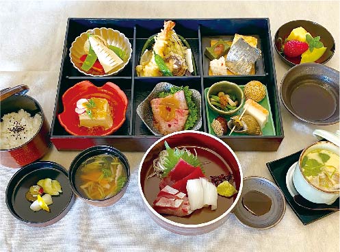 白加賀（しろかが）